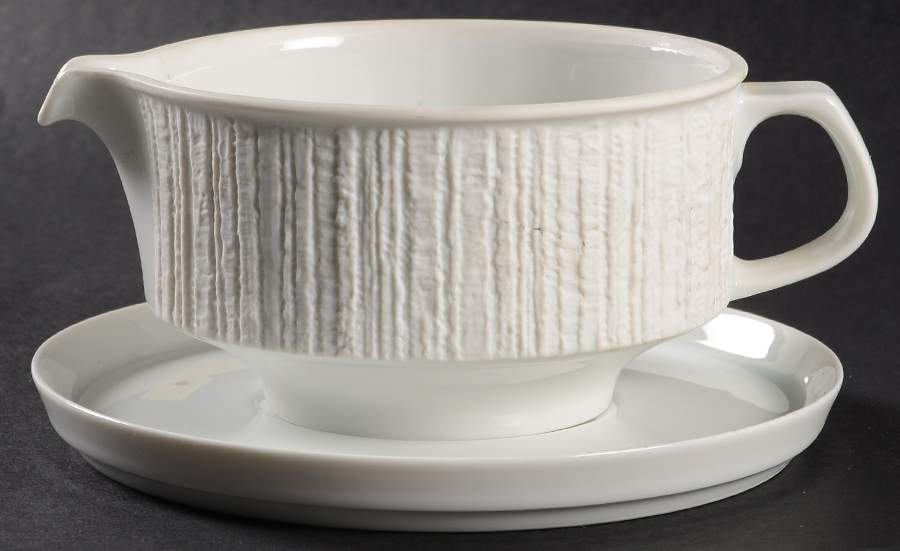 Platinum Band Gravy Boat & Underplate by Thomas-1