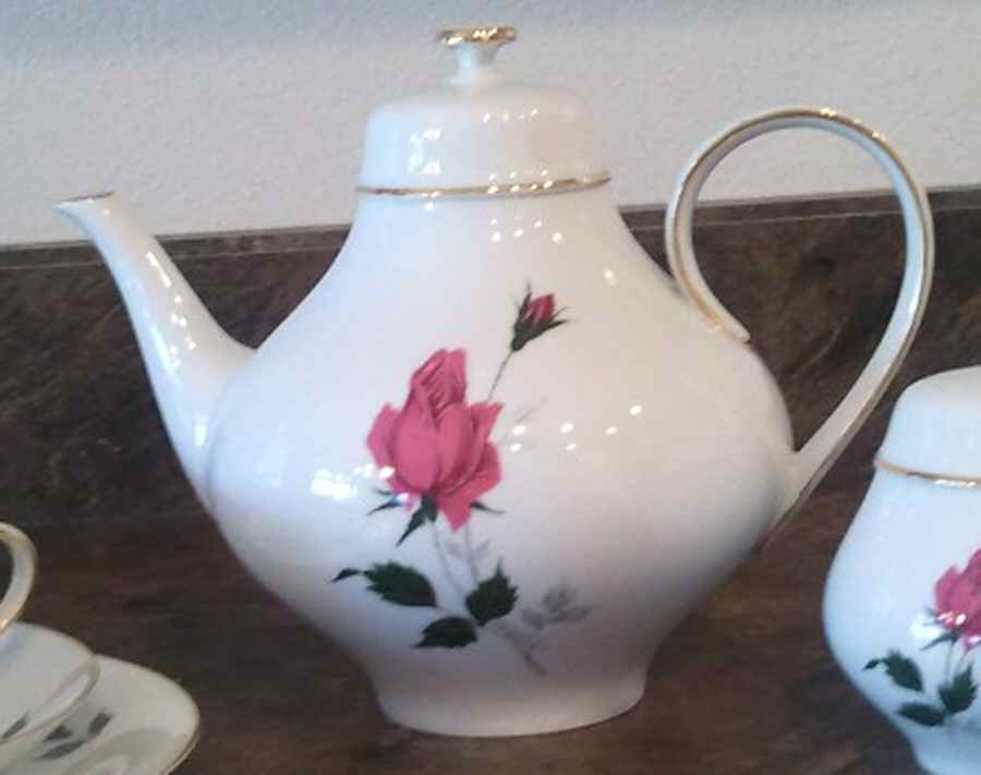 TIR174 Teapot & Lid by Tirschenreuth-1