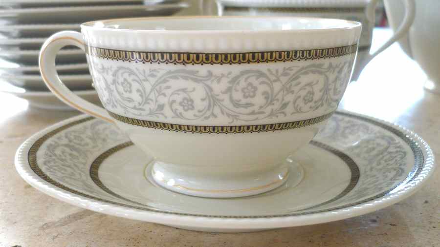 TIR175 Footed Cup & Saucer Set by Tirschenreuth-1