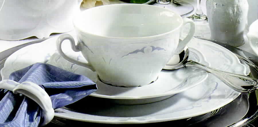 Annabelle Flat Cup & Saucer Set by Tirschenreuth-1