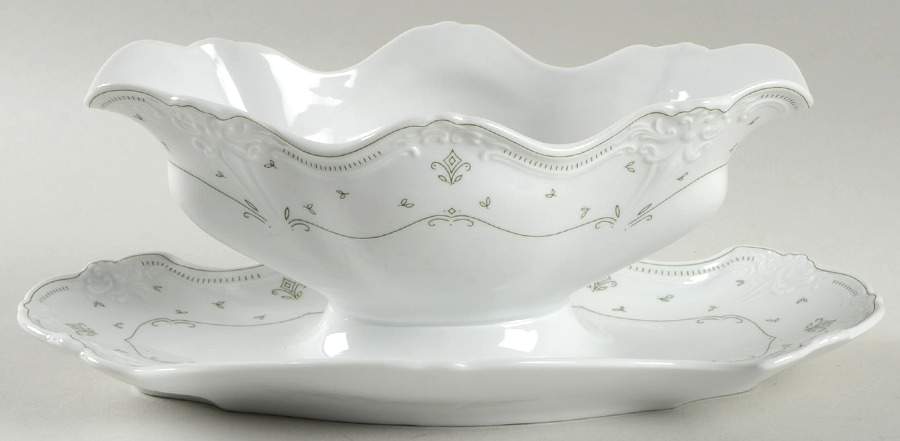 Cecile Gravy Boat with Attached Underplate by Tirschenreuth-1