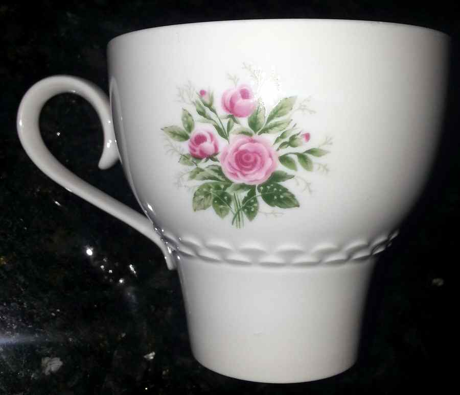 Rosengarten Flat Cup by Tirschenreuth-1