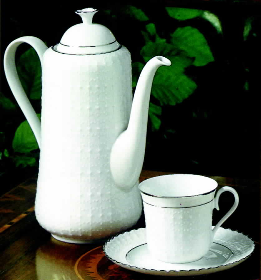 Platina Flat Cup & Saucer Set by Tirschenreuth-1