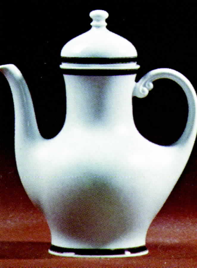 Romeo Coffee Pot & Lid by Tirschenreuth-1