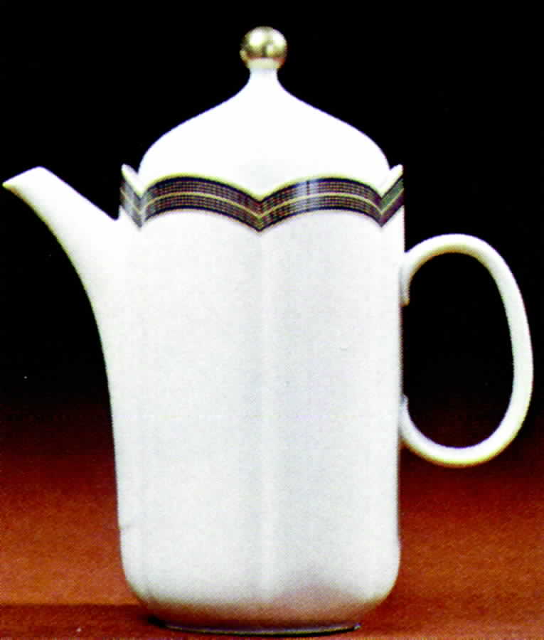 Diplomat Gold Coffee Pot & Lid by Tirschenreuth-1