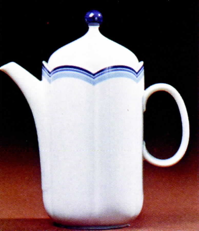 26013 Coffee Pot & Lid by Tirschenreuth-1