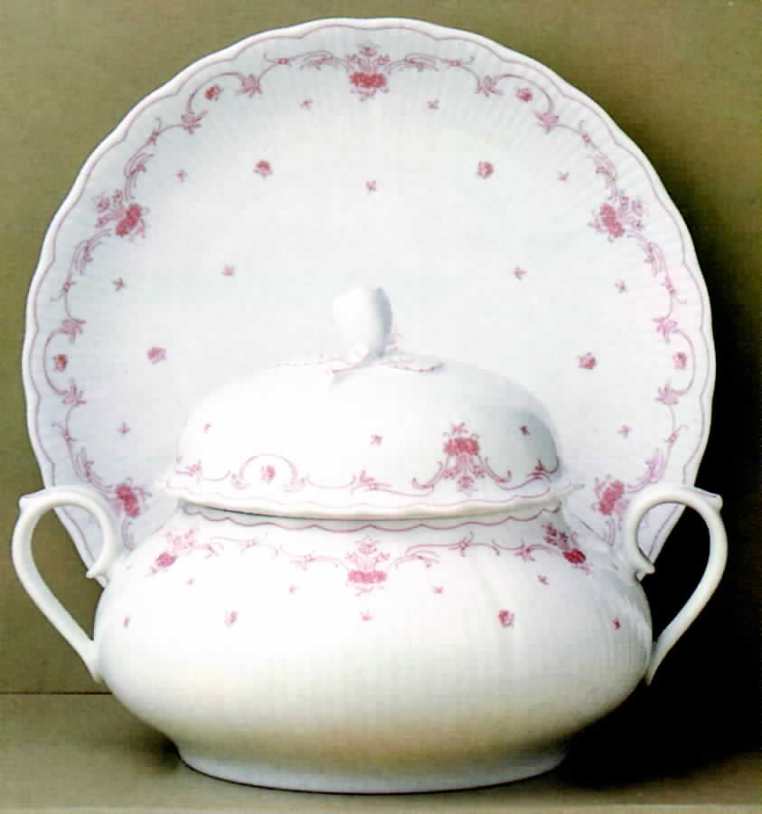 Rosalie Dinner Plate by Tirschenreuth-1
