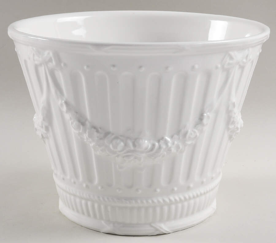 White Garland 9" Cachepot by Tiffany-1