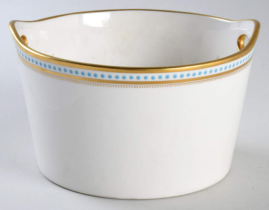 E70 3" Handled Basket by Tiffany-1