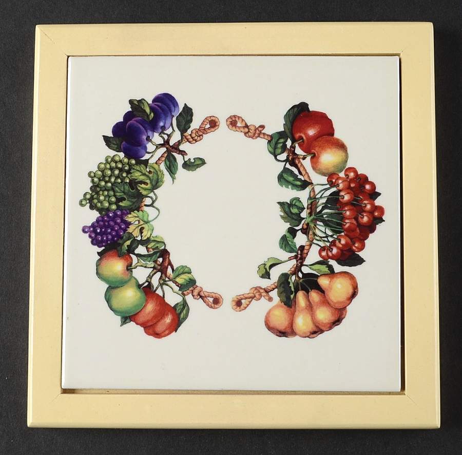 Kensington Garden Trivet by Tabletops Unlimited-1