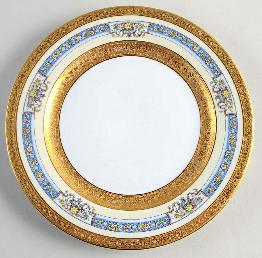 9198 Dinner Plate by Thomas-1