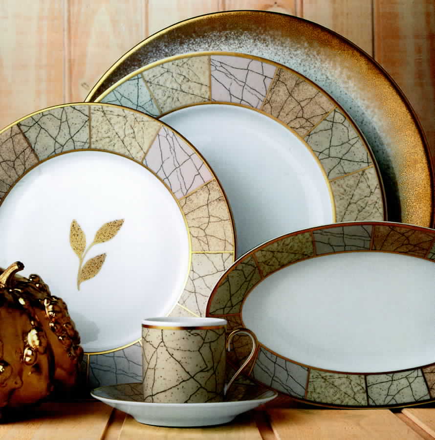 Pompei Dinner Plate by Royal Limoges-1