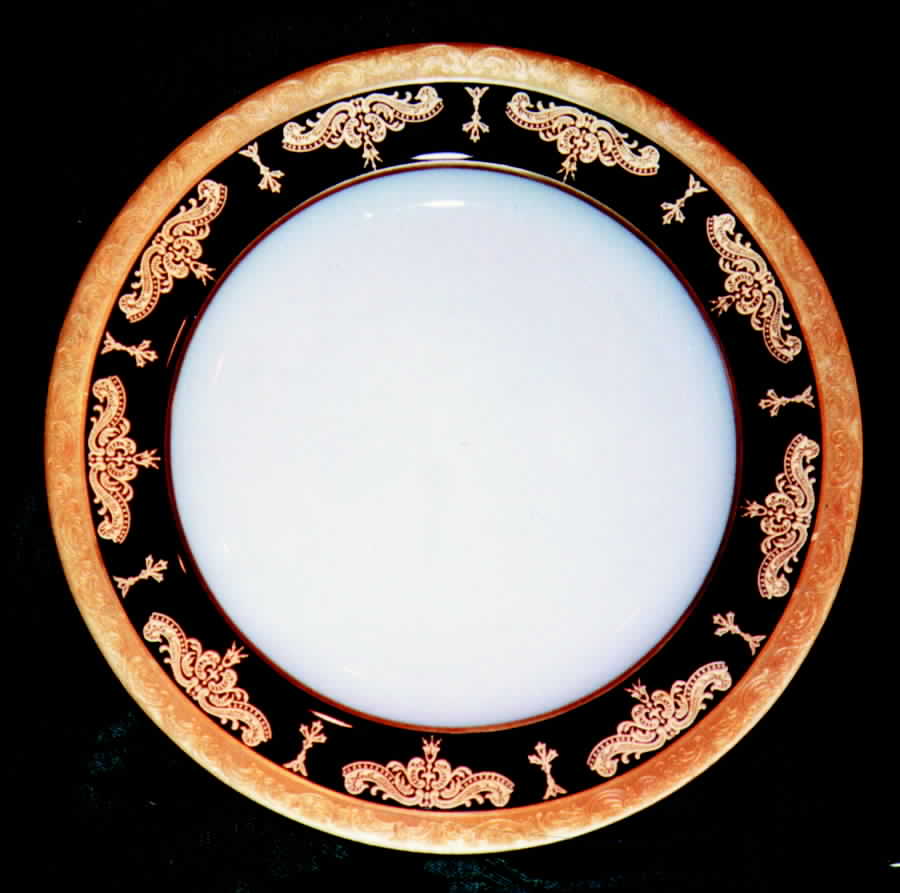 TRV231 Dinner Plate by Tressemanes & Vogt-1