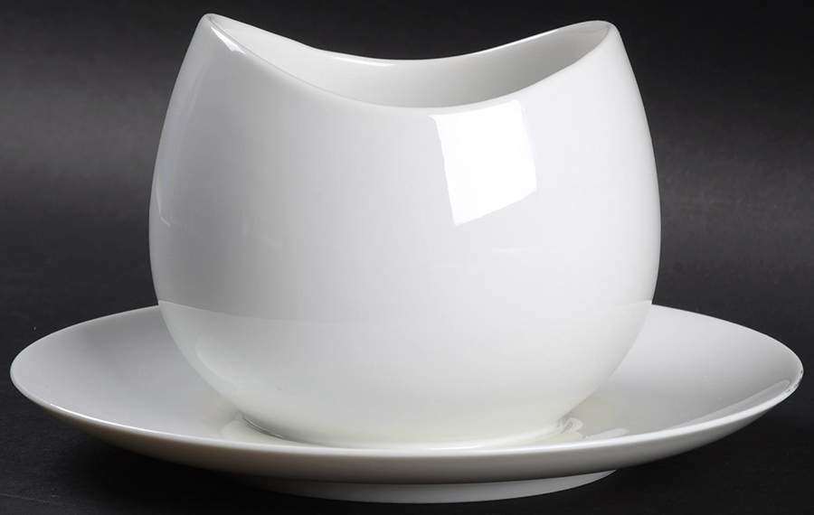 Rhythm Gravy Boat with Attached Underplate by Thomas-1