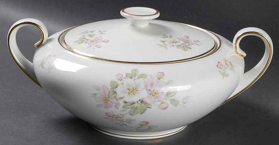Apple Blossom (Cream Background) Round Covered Vegetable by Tirschenreuth-1
