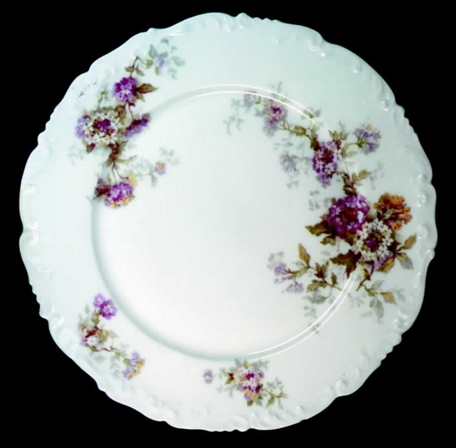 TRV246 Dinner Plate by Tressemanes & Vogt-1