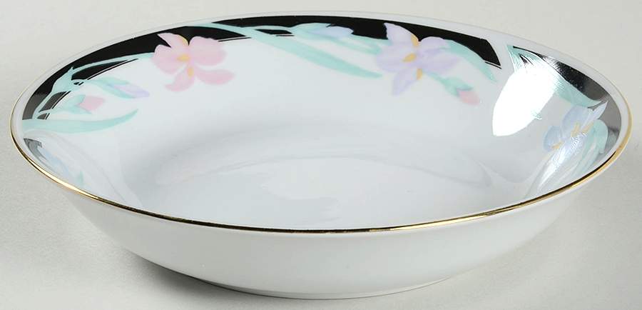 Regency Coupe Soup Bowl by Tienshan-1