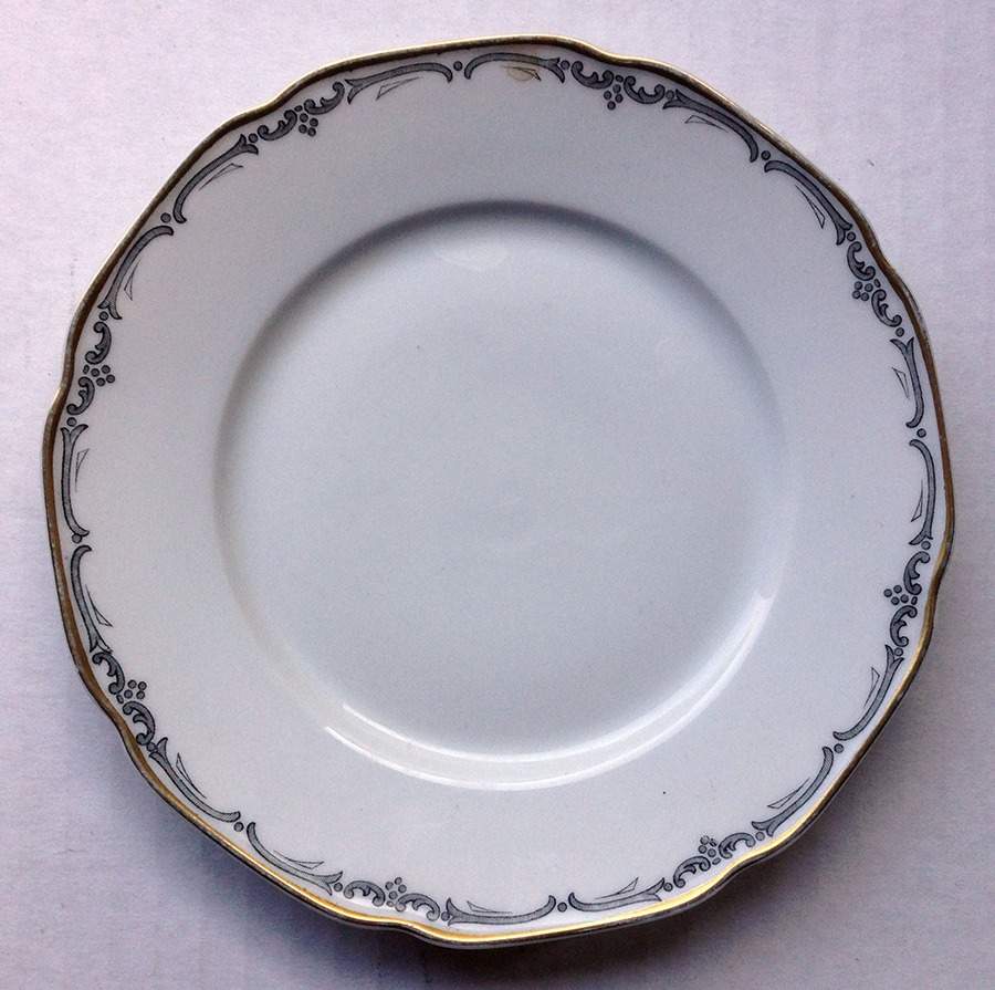 1556 Bread & Butter Plate by Tirschenreuth-1