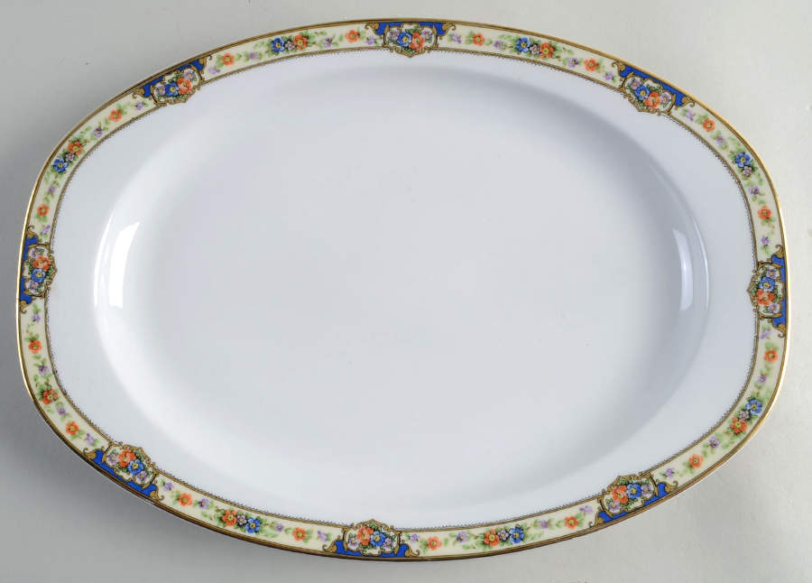 Granada 14" Oval Serving Platter by Thun-1