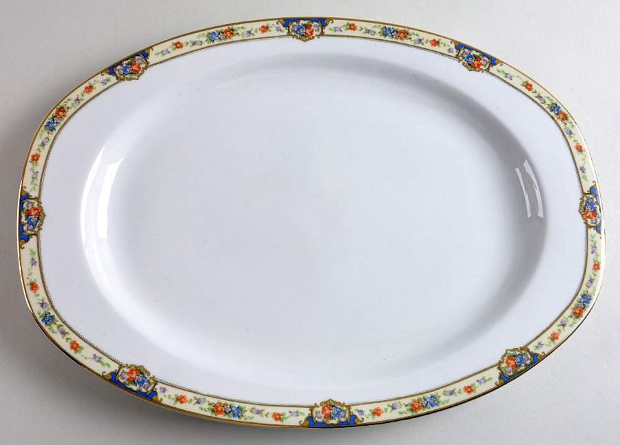 Granada 15" Oval Serving Platter by Thun-1