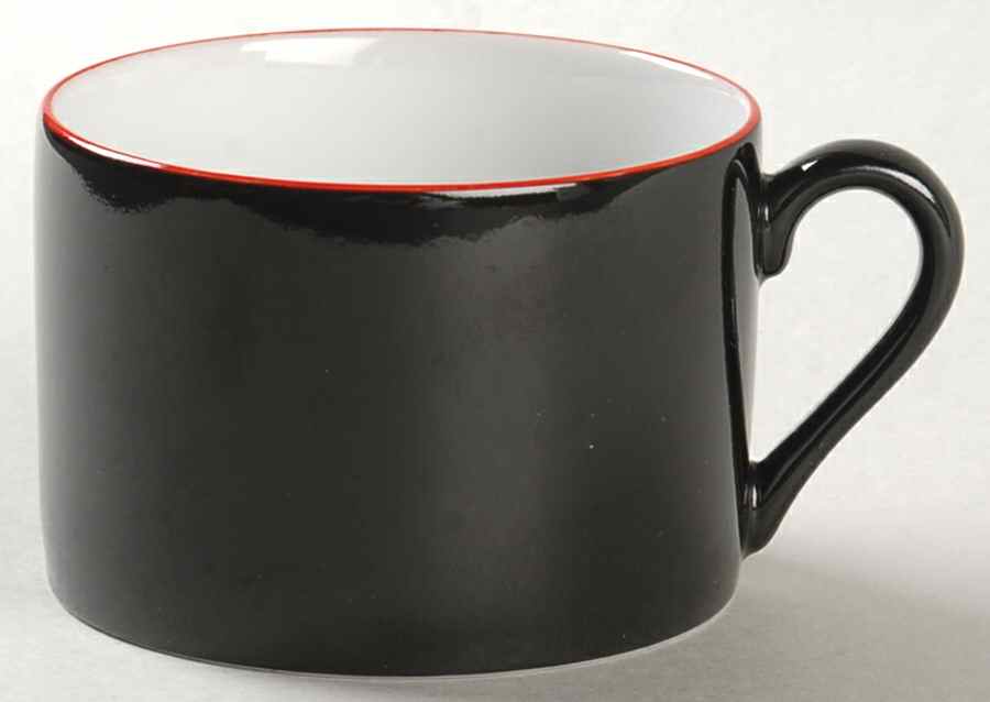 Due Black Flat Cup by Taitu-1
