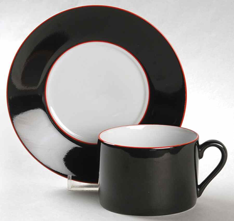 Due Black Flat Cup & Saucer Set by Taitu-1
