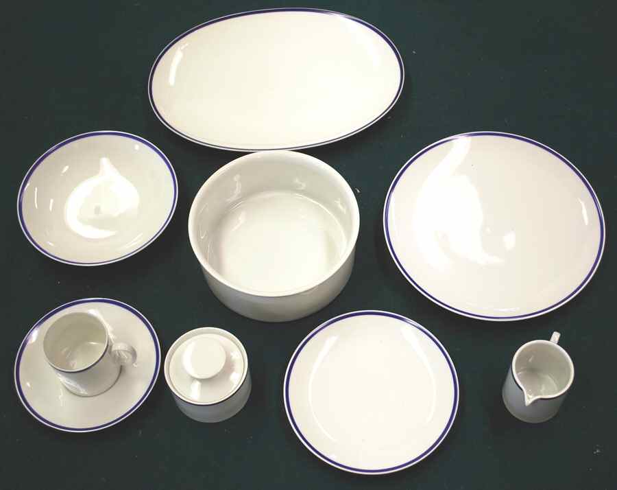 THO177 7" Round Baker by Thomas-1