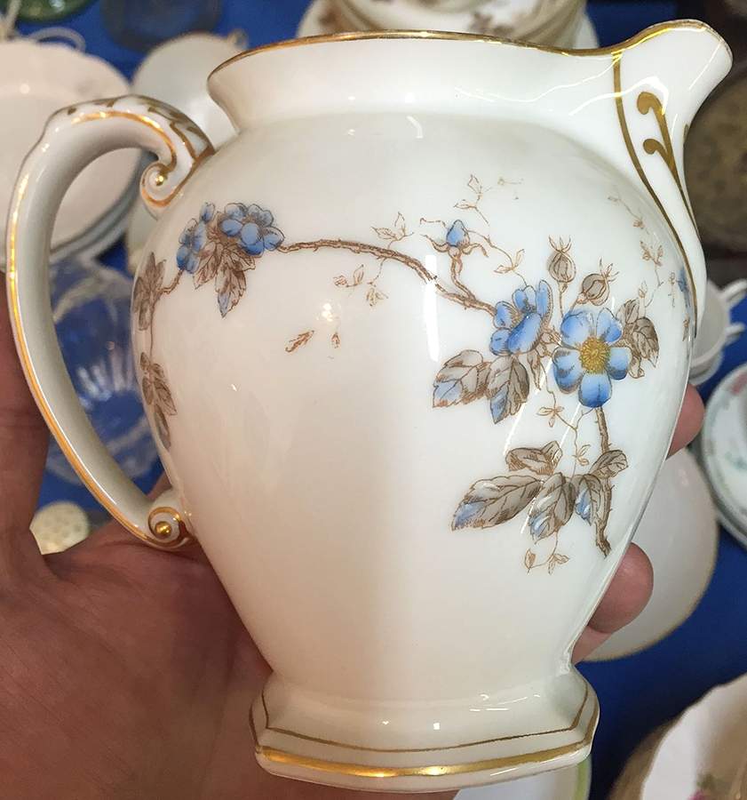 TRV272 Creamer by Tressemanes & Vogt-1