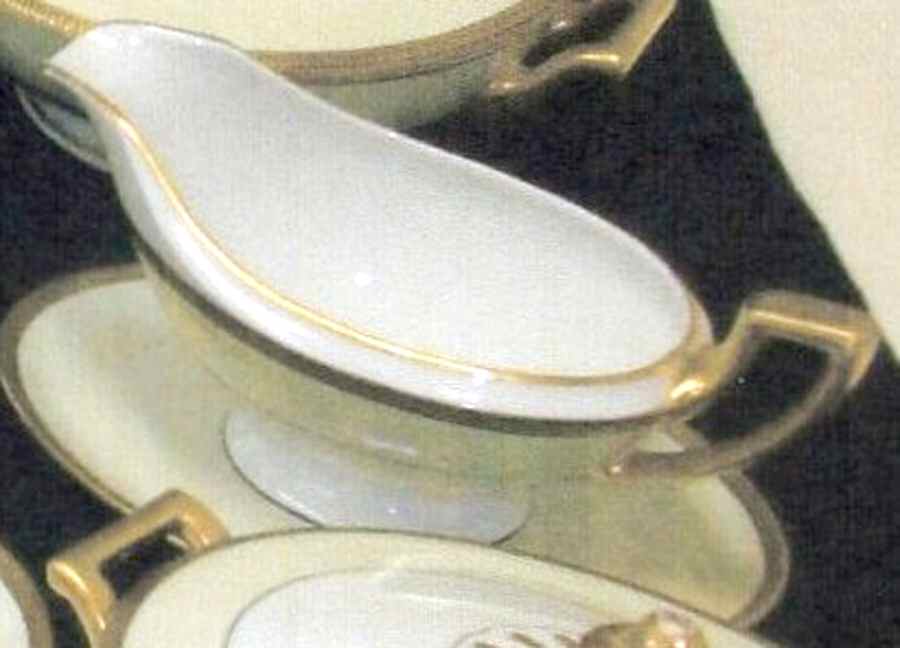 THO179 Gravy Boat & Underplate by Thomas-1