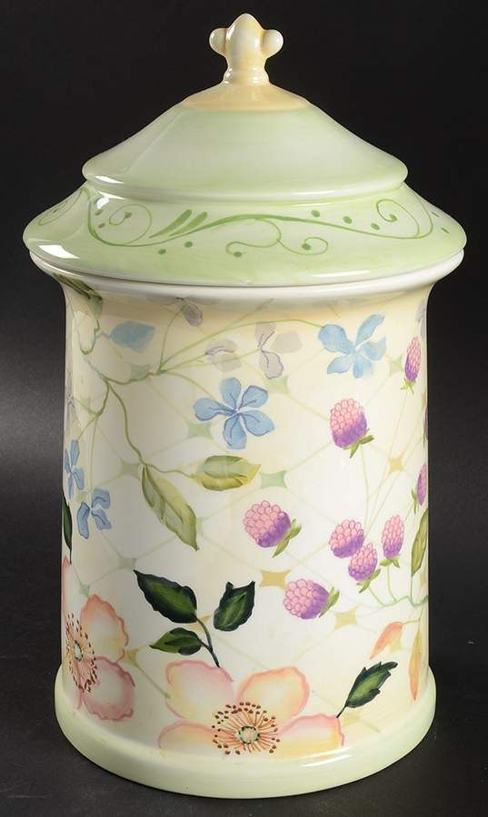 Evelyn Lid for Large Canister by Tracy Porter-1
