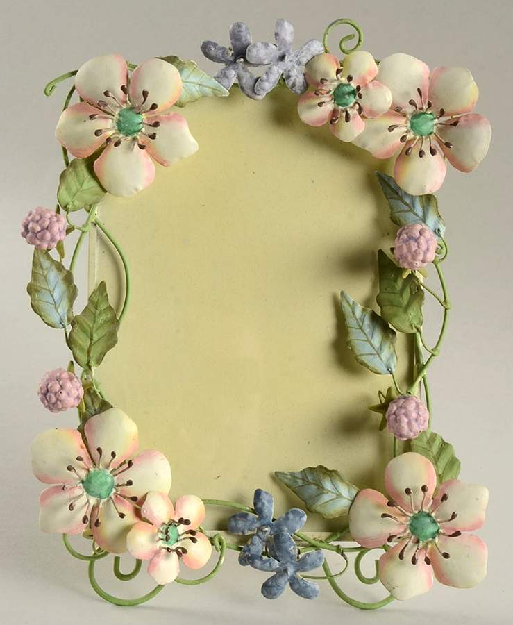 Evelyn Frame-Holds 5" X 7" by Tracy Porter-1