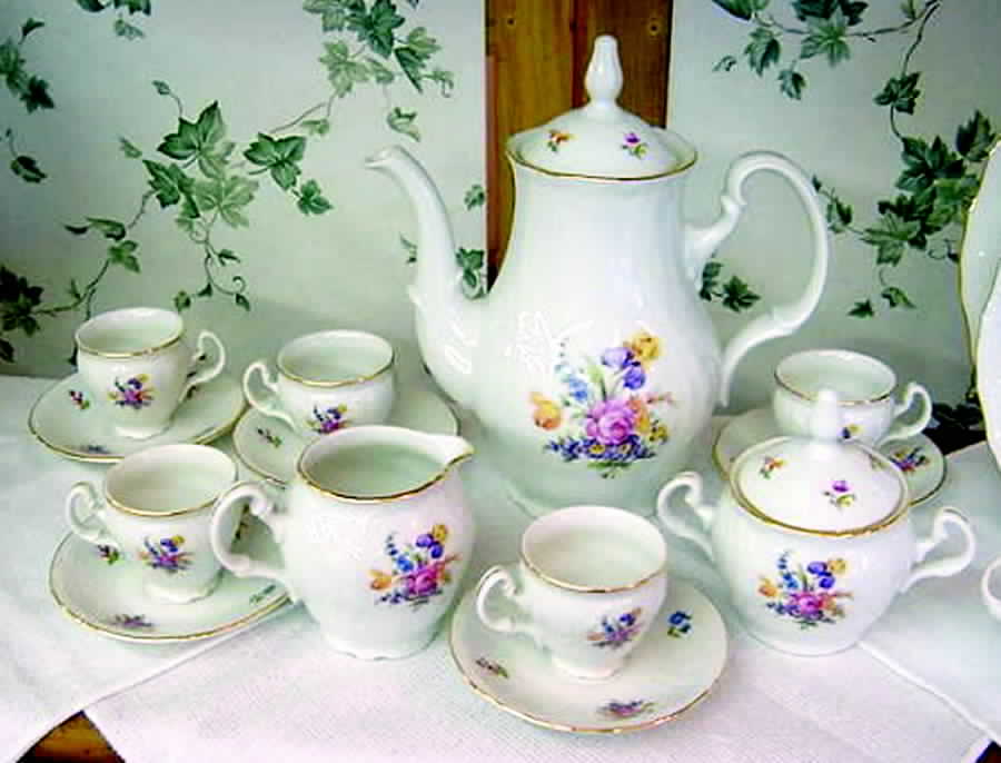 THU181 Sugar Bowl & Lid by Thun-1