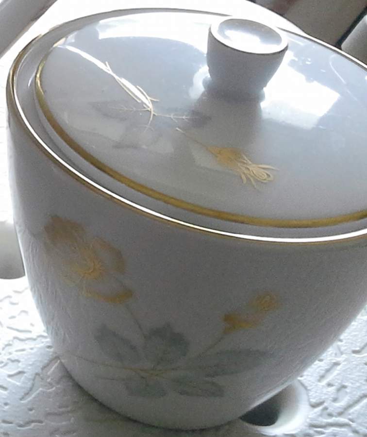 3480 Sugar Bowl & Lid by Tirschenreuth-1