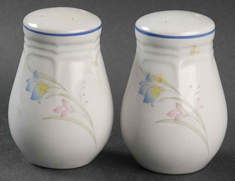 French Garden Salt & Pepper Set by Thailand-1