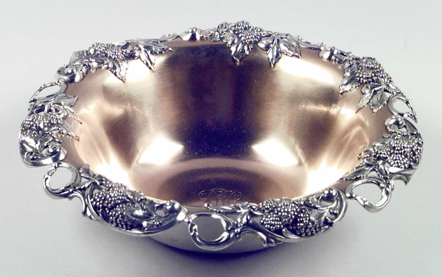Blackberry (Sterling, 1875, Hollowware) 10" Round Vegetable Bowl by Tiffany & CO SILVER-1