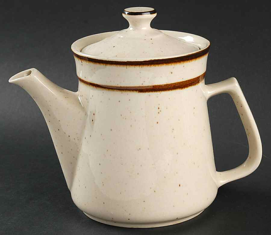 Baja Teapot & Lid by Toscany-1