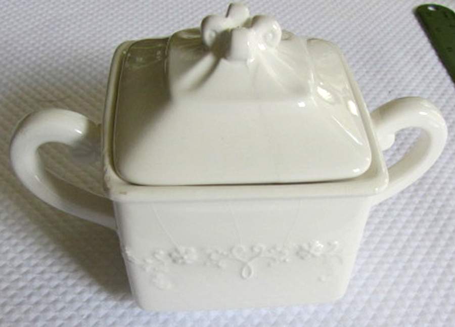 Lace White Sugar Bowl & Lid by Tracy Porter-1