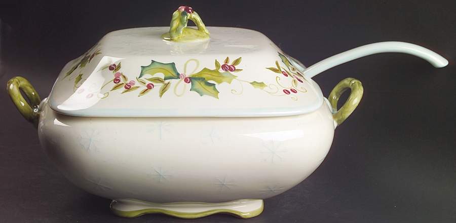 Sweet Tidings Tureen & Lid w/Ladle by Tracy Porter-1