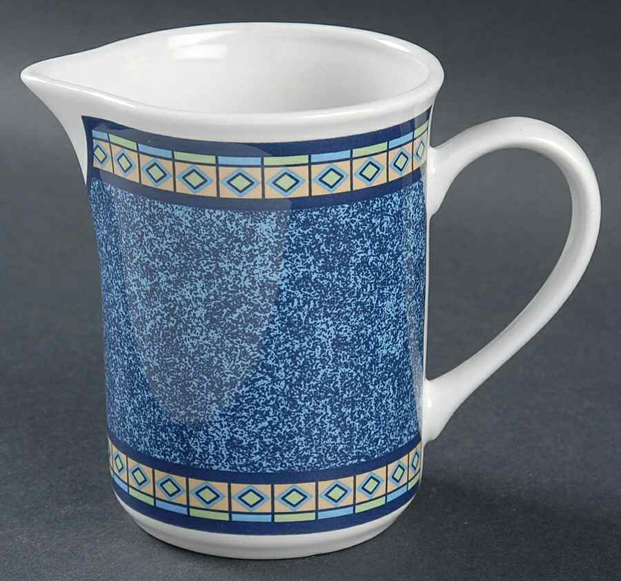 Gala Creamer by Tognana-1