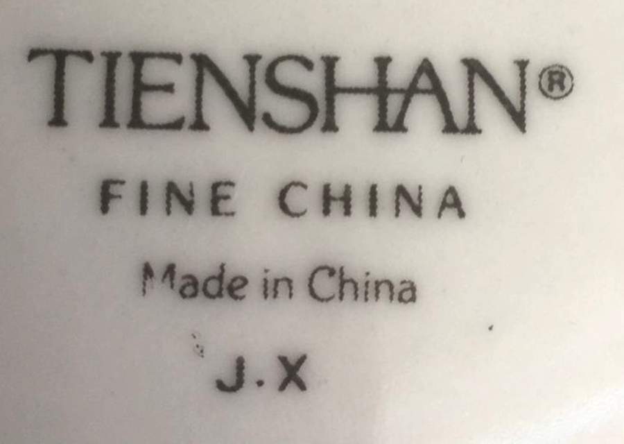 TIE30 (Gold Stars) Dinner Plate by Tienshan-1