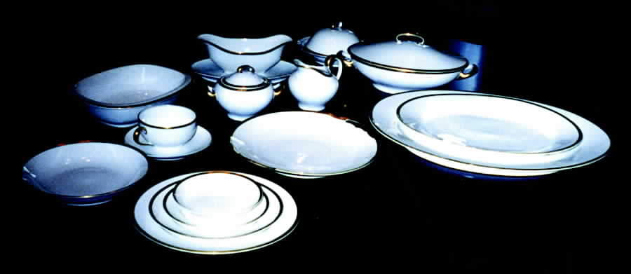 6162 Sugar Bowl & Lid by Tressemanes & Vogt-1