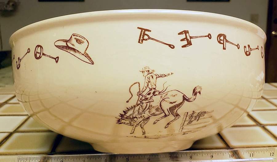 Branding Iron Bronco (Brown On Tan) 13" Large Salad Serving Bowl by Tepco-1