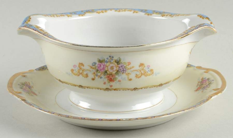 TUI12 Gravy Boat with Attached Underplate by Tuillerie (Japan)-1