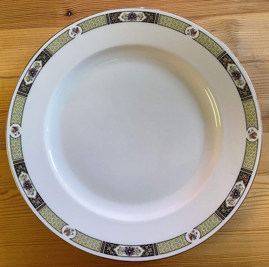 California Dinner Plate by Thomas-1