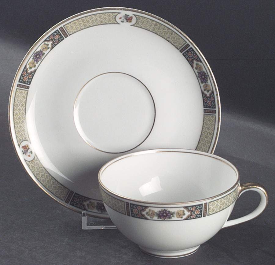 California Flat Cup & Saucer Set by Thomas-1