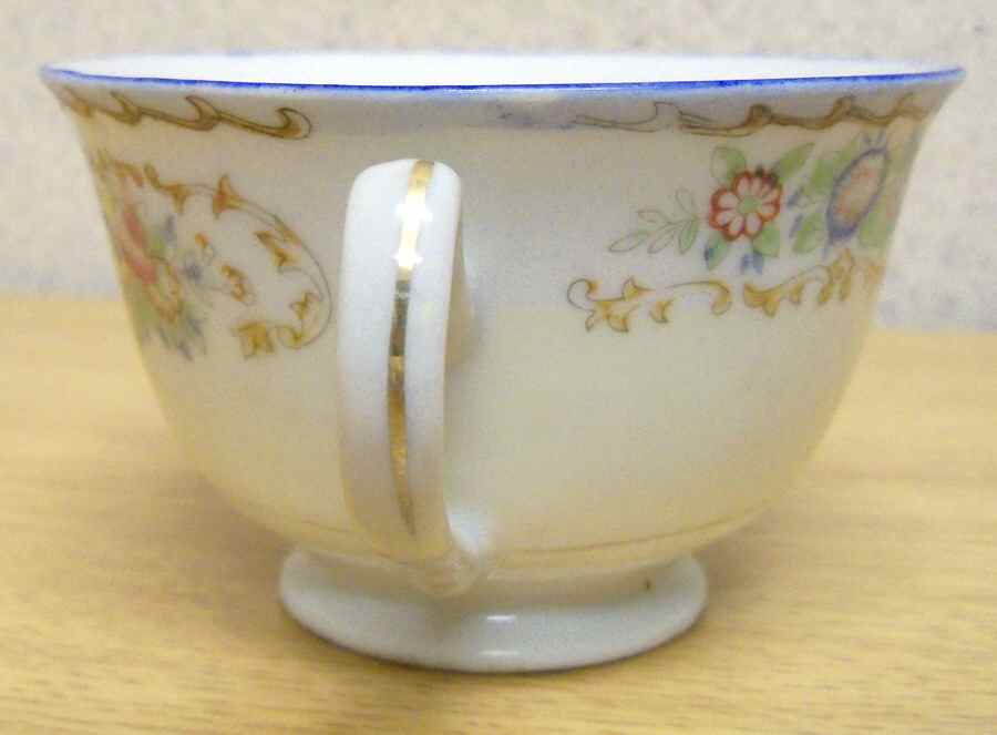 TAO4 Footed Cup by Taico-1
