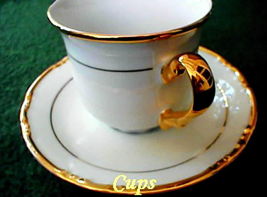 THU206 Footed Cup & Saucer Set by Thun-1