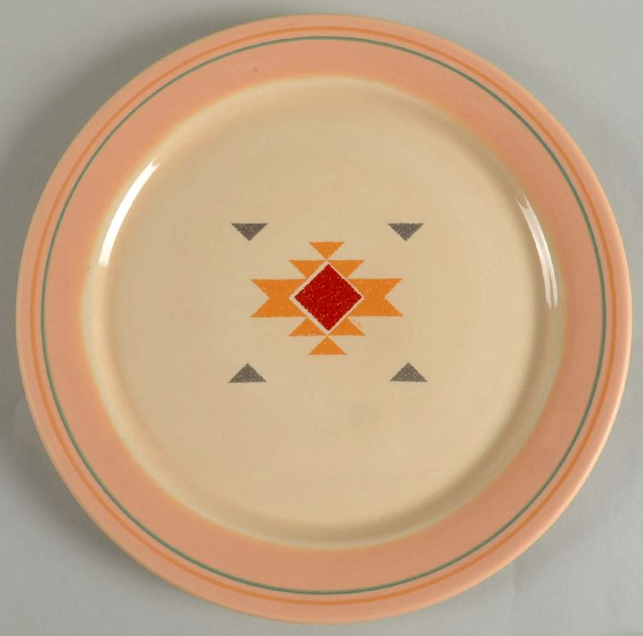 TCR9 Dinner Plate by Treasure Craft-1