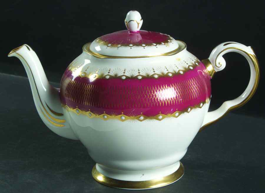 Knightsbridge Teapot & Lid by Tuscan - Royal Tuscan-1