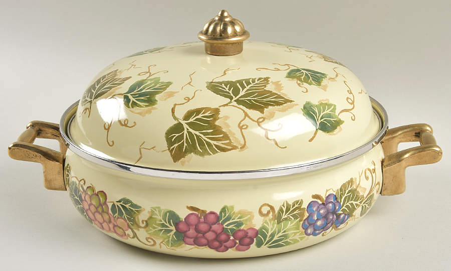 Cabernet (Semi Scallop, Rippled) 3 Quart Metal Stew Pot by Tabletops Unlimited-1
